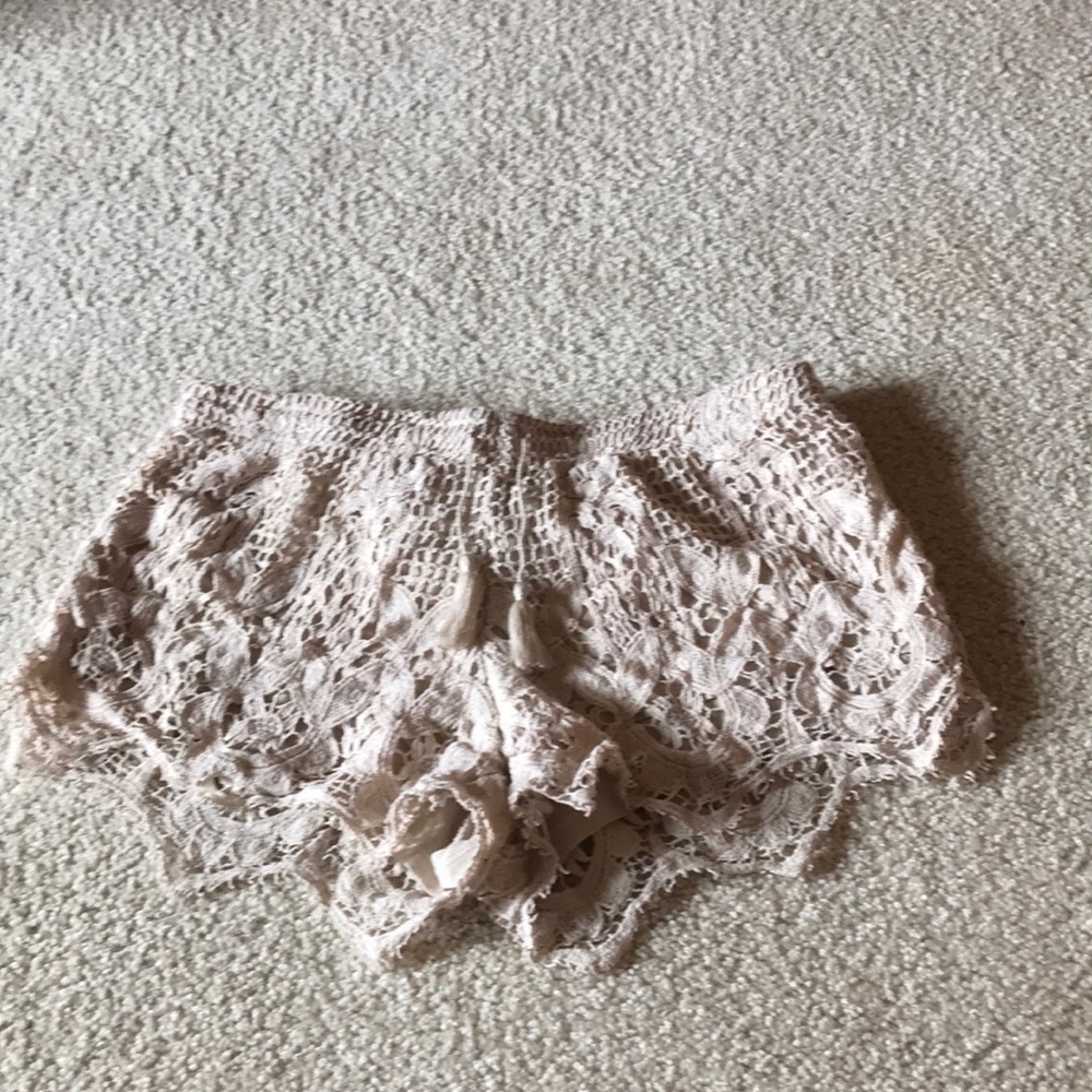 EXPRESS XS LACE SHORT